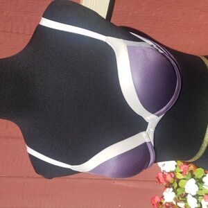 Victoria Secret Fabulous Bra 32B